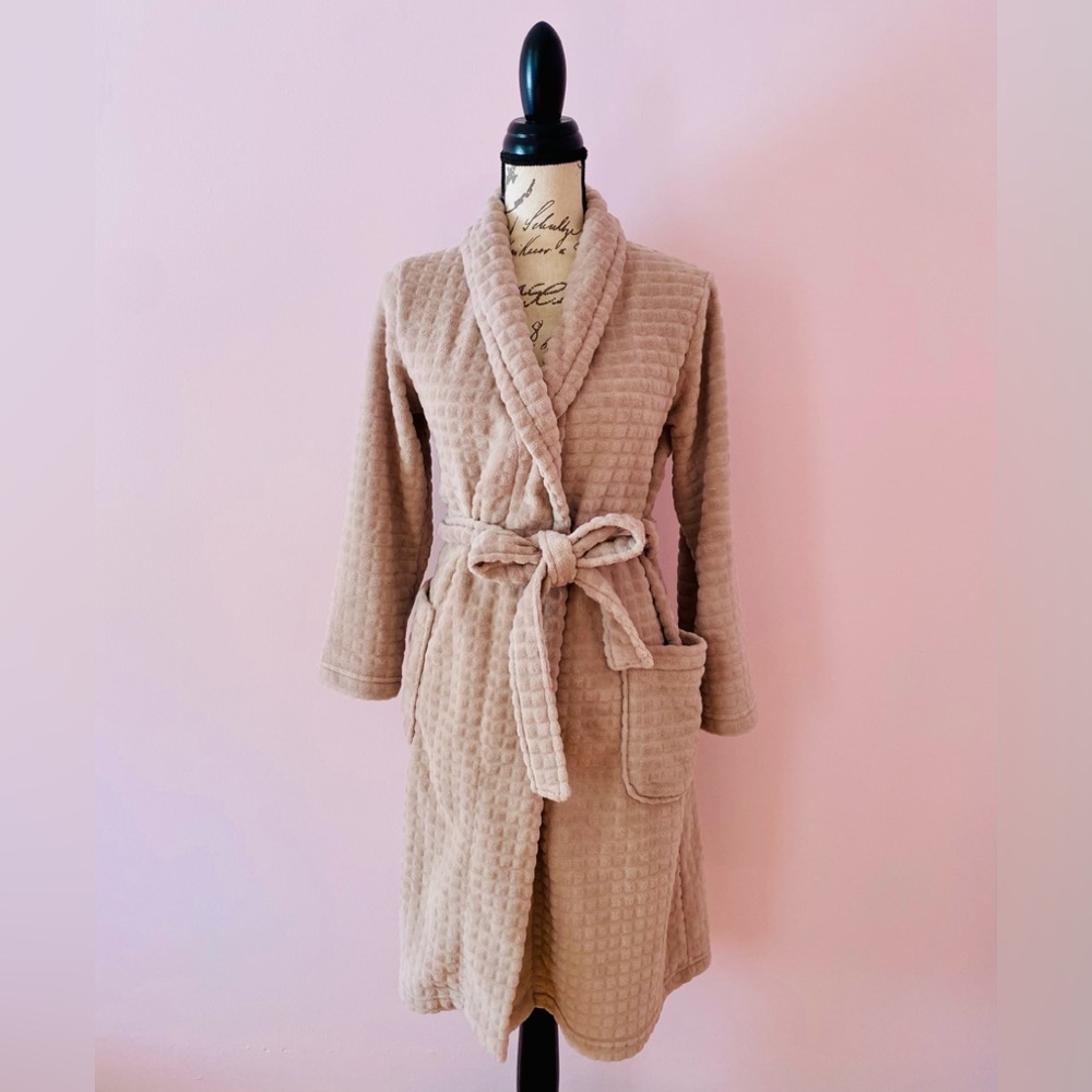 Women's Ulta Waffle Knit Style Robe Size S/M